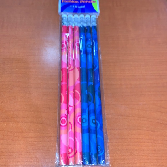Patterned pencils 6pk - Picture 1 of 4